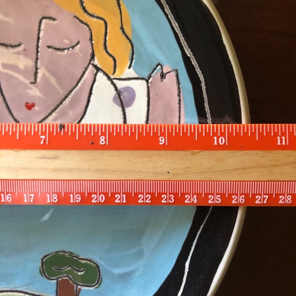 Married Couple, hand made plate. 10.5” diameter (stand included) - Picture 4 of 9